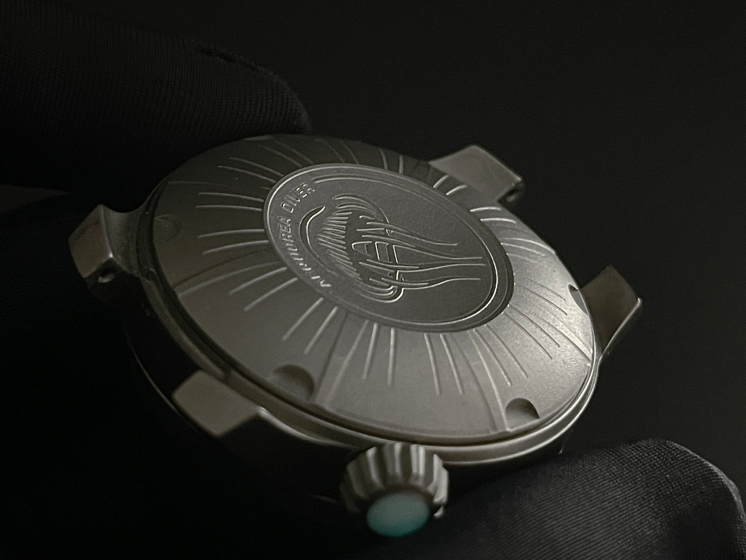 Aequorea UO01 Automatic Men's Diver Watch Blue Bezel / White Dial Aequorea UO01 Automatic Men's Diver Watch Blue Bezel / White Dial