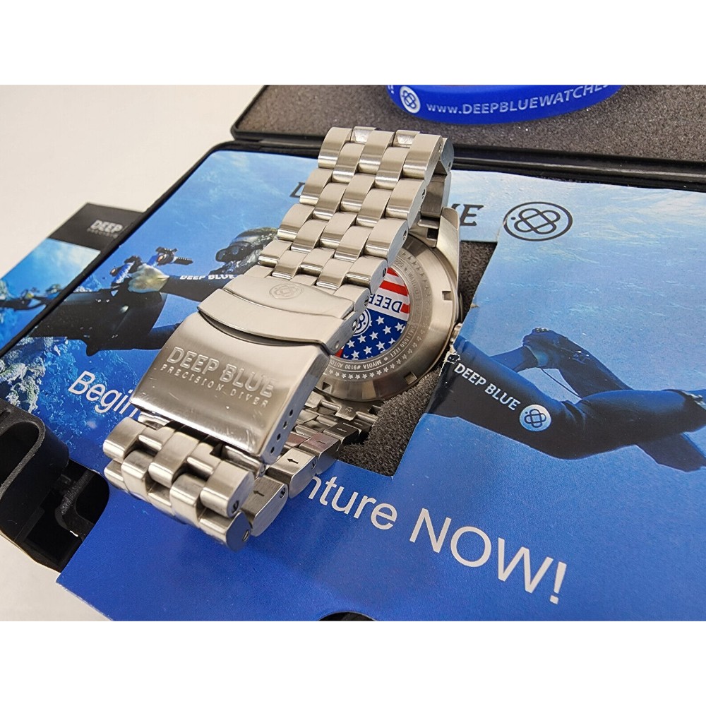 Deep Blue CalDiver 46mm USA 500 Auto Diver Watch with power reserve indicator