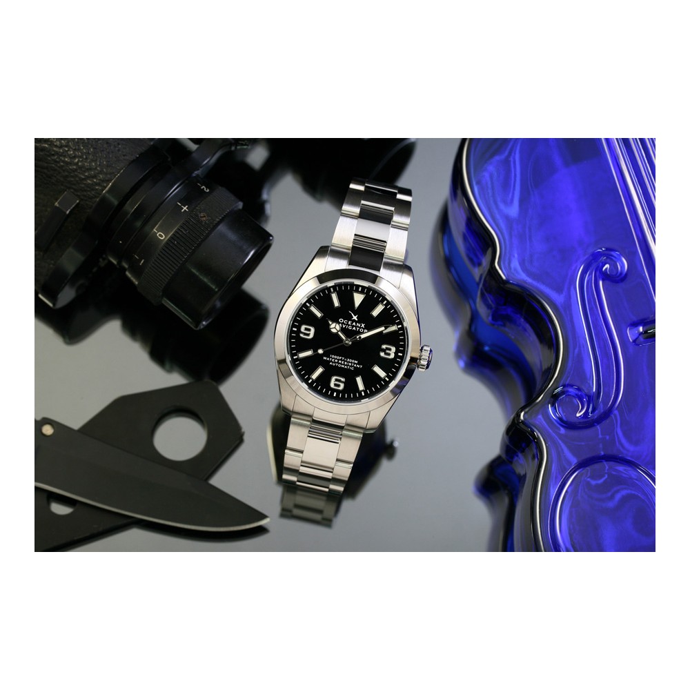 OceanX Navigator 39mm Automatic Men Diver Watch WR 300m Dial Black NVS331