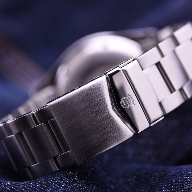 Steinhart OCEAN ONE Premium Automatic Diver Watch 42mm Blue Ceramic 106-0458 Steinhart OCEAN ONE Premium Automatic Diver Watch 42mm Blue Ceramic 106-0458