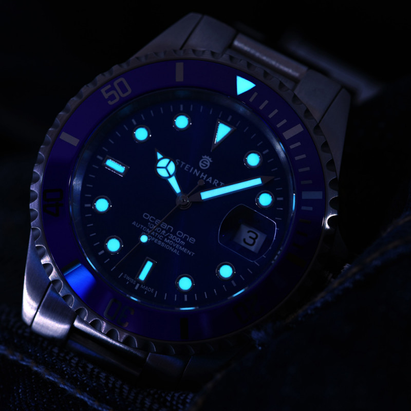 Steinhart OCEAN ONE Premium Automatic Diver Watch 42mm Blue Ceramic 106-0458