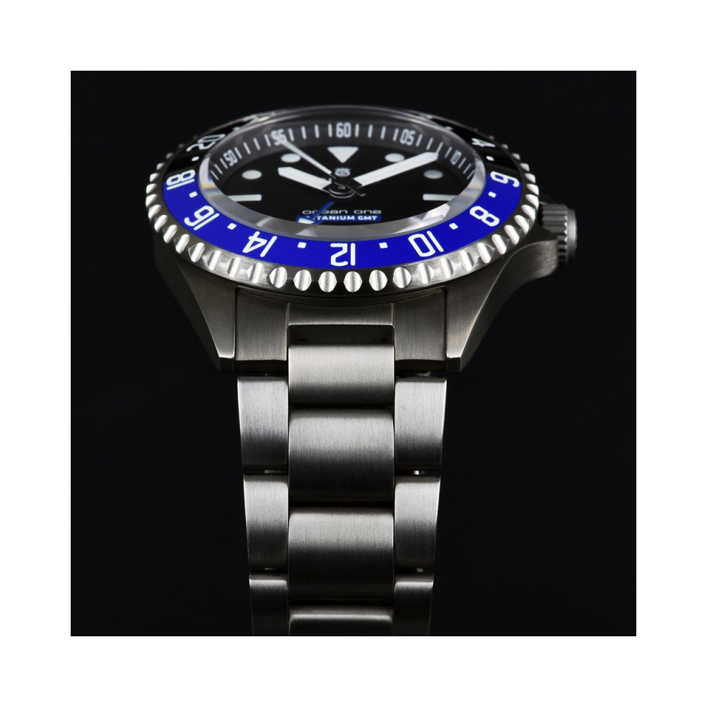 Steinhart Ocean One Titanium 500 GMT premium Ceramic Automatic Men's Watch 103-0662 Batman
