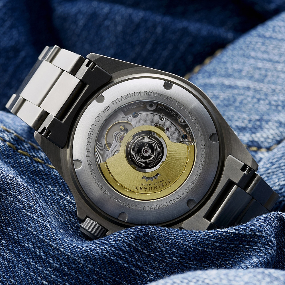 Steinhart Ocean One Titanium 500 GMT premium Ceramic Automatic Men's Watch 103-0662 Batman