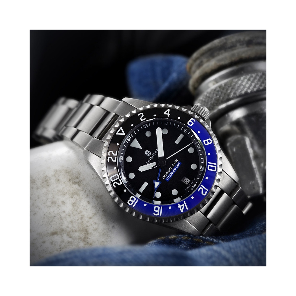 Steinhart Ocean One Titanium 500 GMT premium Ceramic Automatic Men's Watch 103-0662 Batman