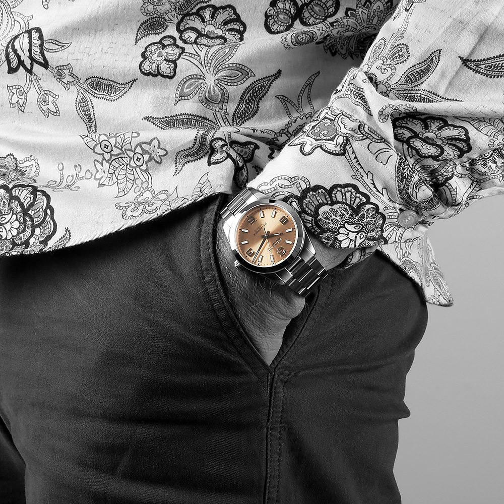 Steinhart Ocean 39 Metropole Champagne 39mm Automatic SW200-1 Men's Diver Watch 103-1344