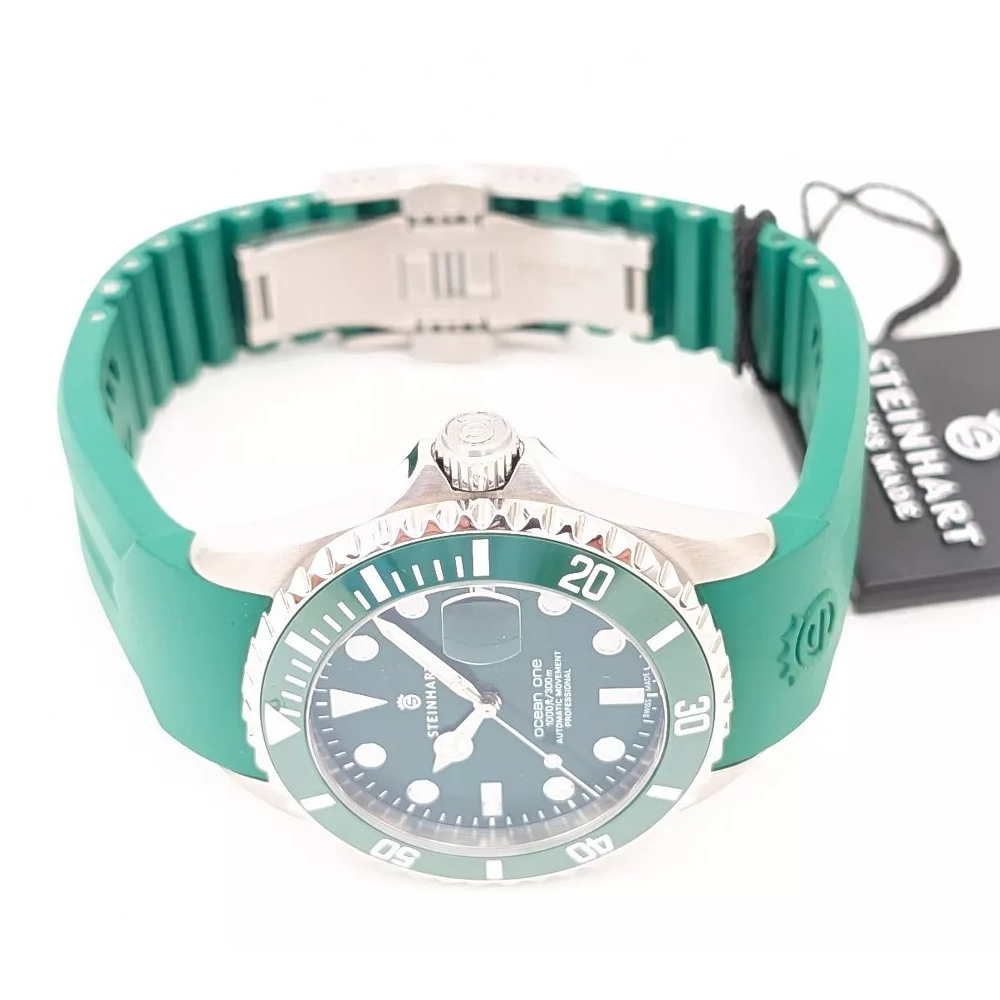 Steinhart Ocean 39 DOUBLE-GREEN Automatic Swiss Diver Watch Silicone 103-1065 Steinhart Ocean 39 DOUBLE-GREEN Automatic Swiss Diver Watch Silicone 103-1065