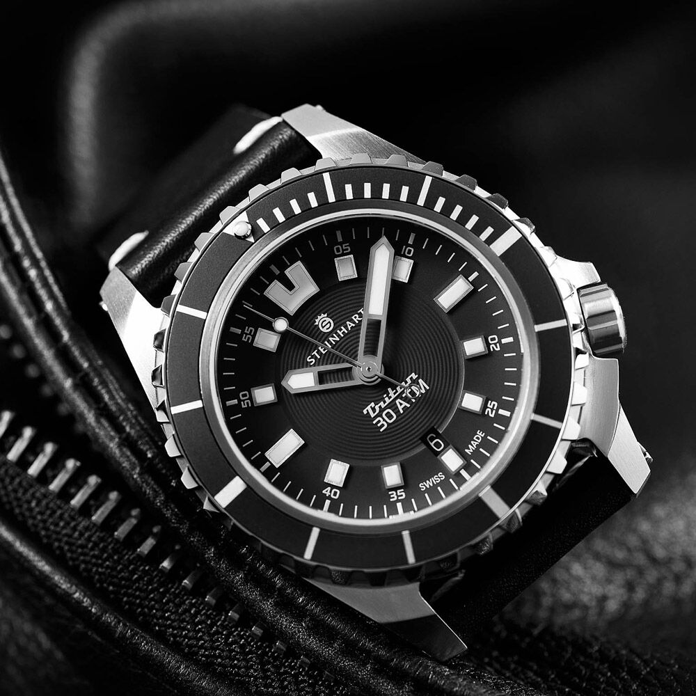 Steinhart Triton 30 ATM BLACK Diver Watch Men 45mm Automatic SW200 103-0851