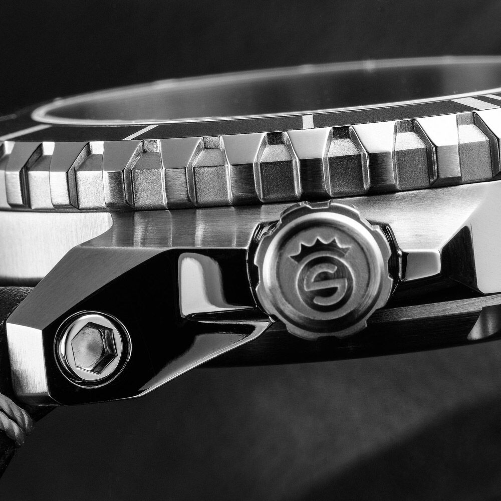 Steinhart Triton 30 ATM BLACK Diver Watch Men 45mm Automatic SW200 103-0851