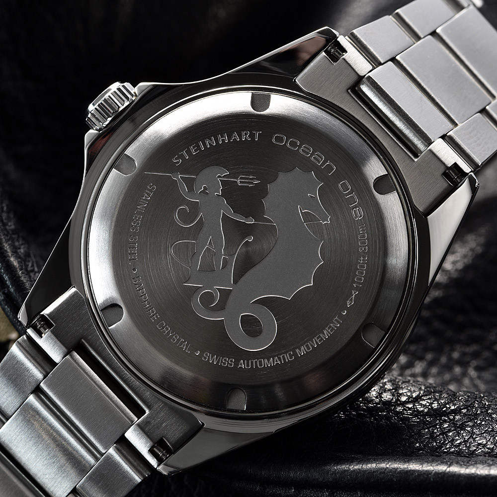 Steinhart Ocean GMT Vintage Automatic Men's Diver Watch 42mm 103-0713 Steinhart Ocean GMT Vintage Automatic Men's Diver Watch 42mm 103-0713